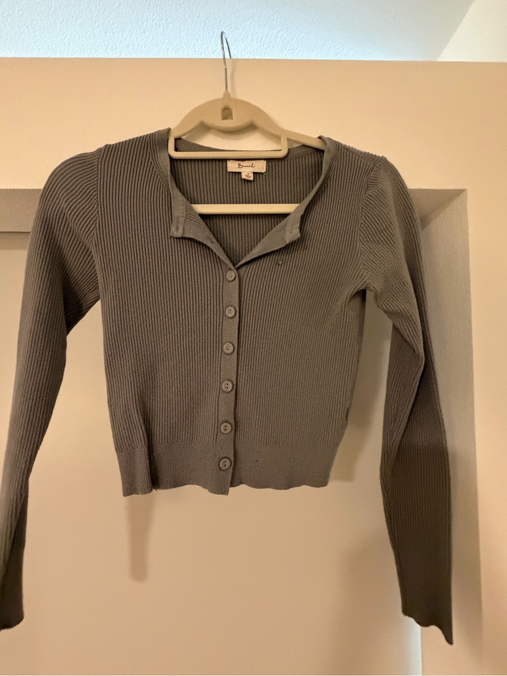 Grey Ribbed Button-Front Women's Cardigan